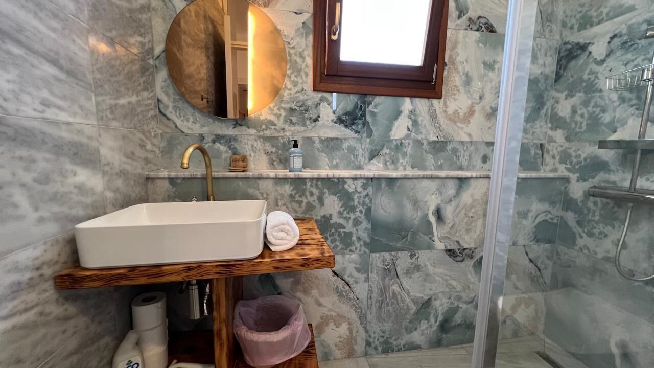 Photo of Bathroom in Polis