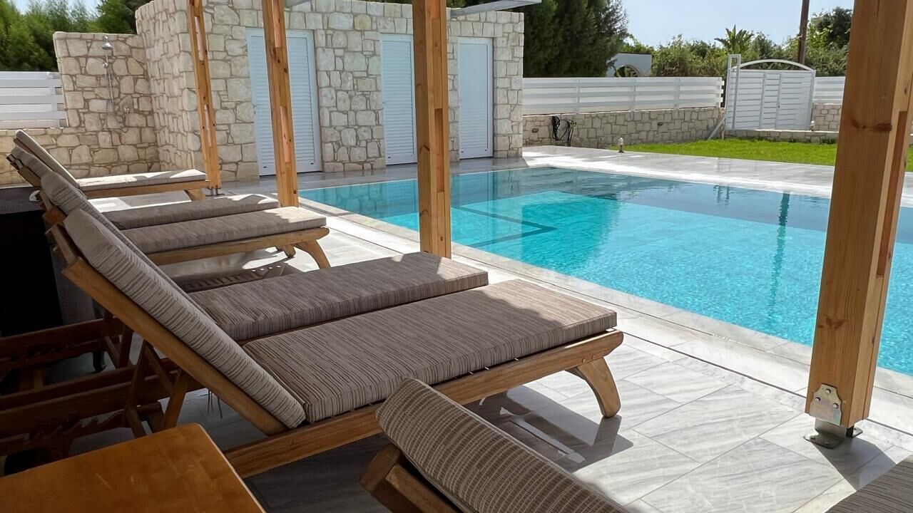 Photo of Outdoor in Polis