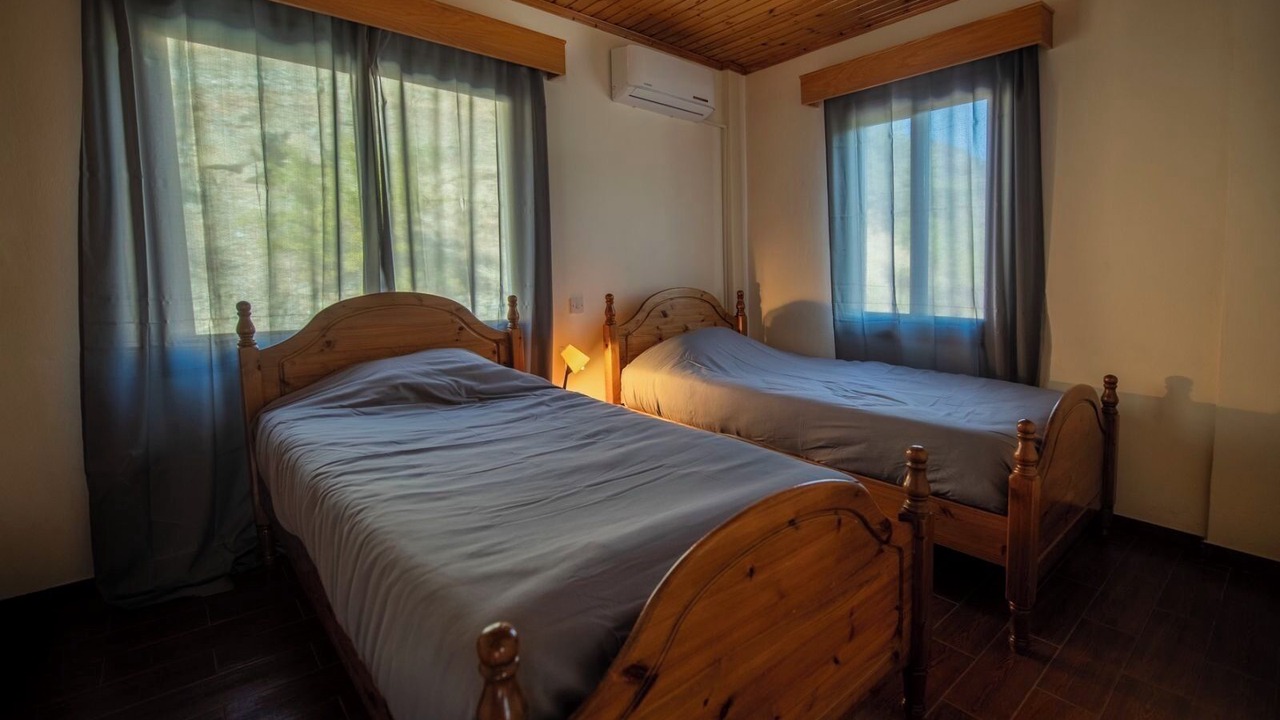 Photo of Bedroom in Politiko