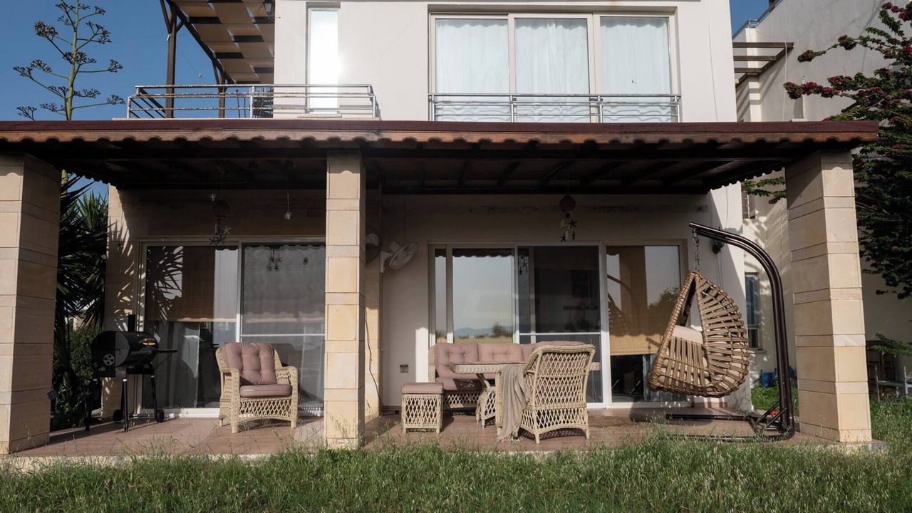 Photo of Patio Balcony in Esentepe