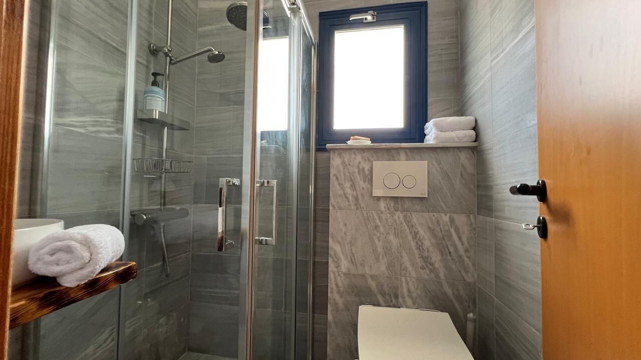 Photo of Bathroom in Polis