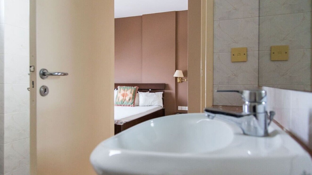 Photo of Bathroom in Neapolis