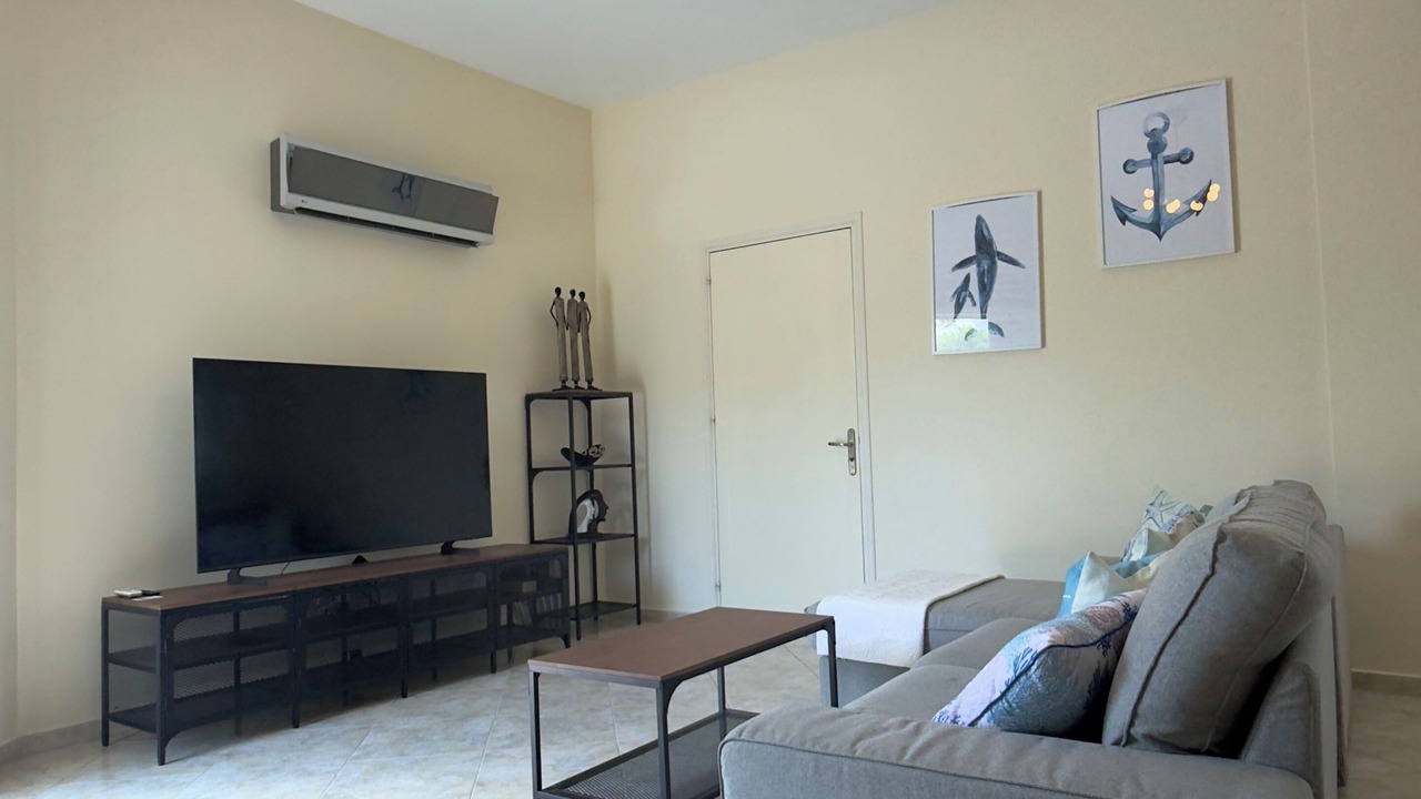 Photo of Livingroom in Peyia Town