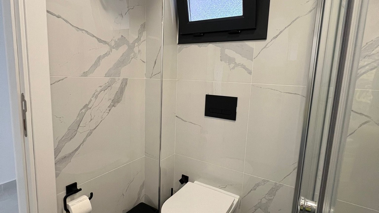 Photo of Bathroom in Trikomo