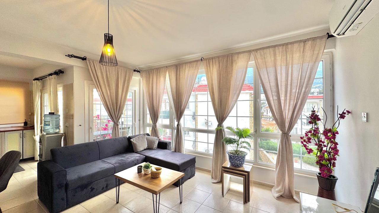 Photo of Livingroom in Kyrenia District