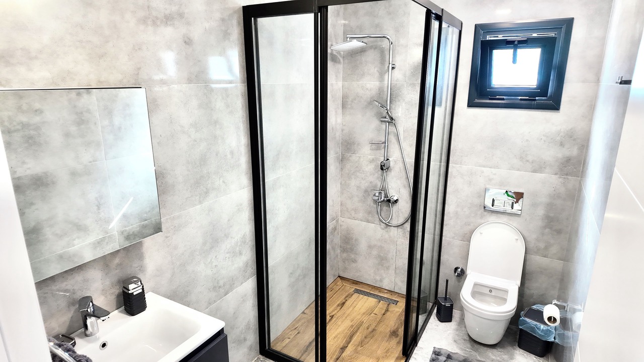 Photo of Bathroom in Trikomo