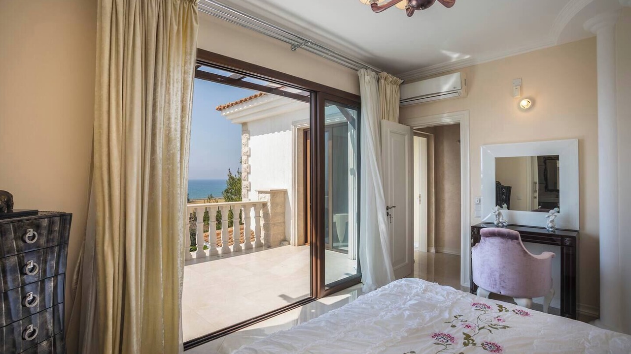 Photo of Bedroom in Argaka