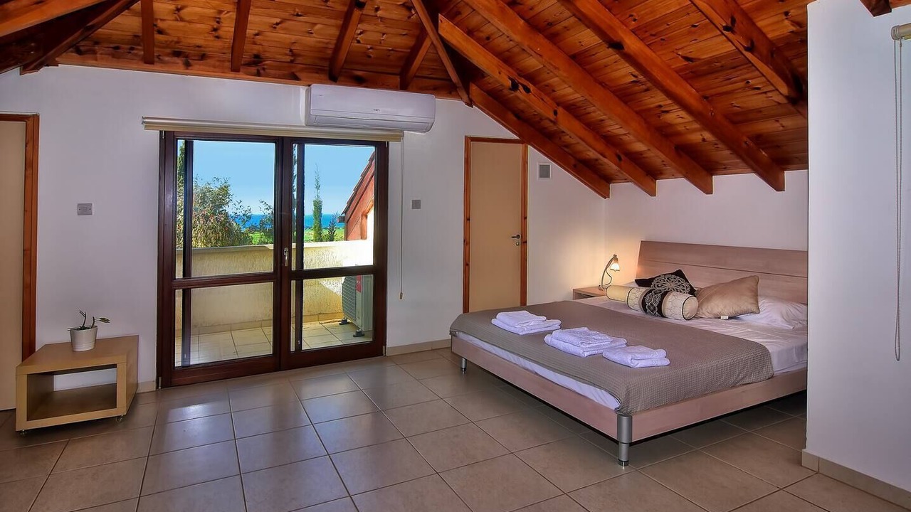 Photo of Bedroom in Polis