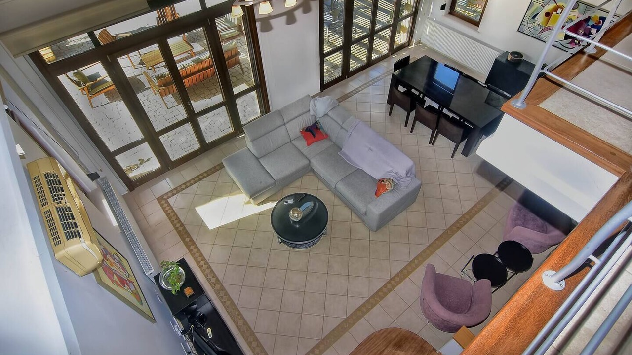 Photo of Livingroom in Polis