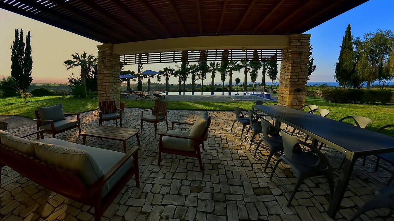 Photo of Outdoor in Polis