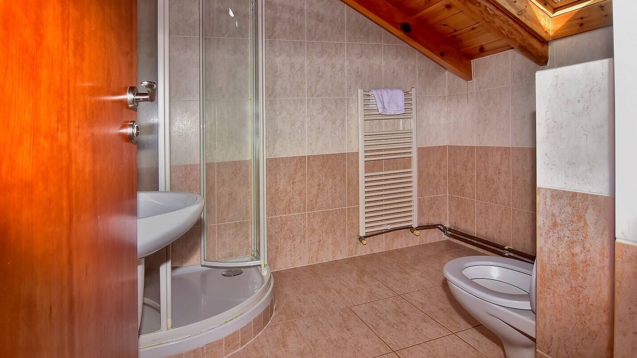 Photo of Bathroom in Polis
