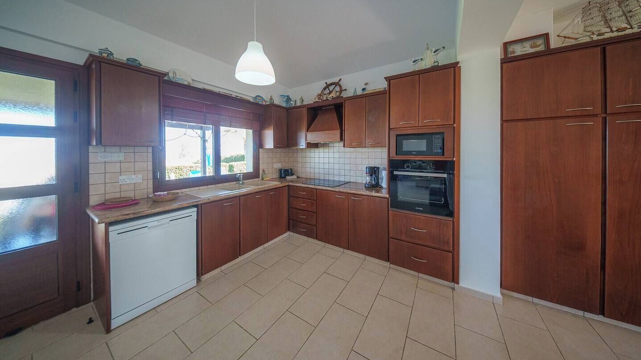 Photo of Kitchen in Ayia Marina Chrysochous