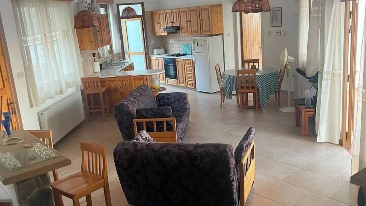 Photo of Livingroom in Pomos