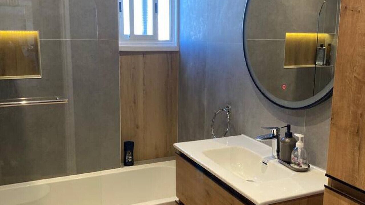 Photo of Bathroom in Neapolis