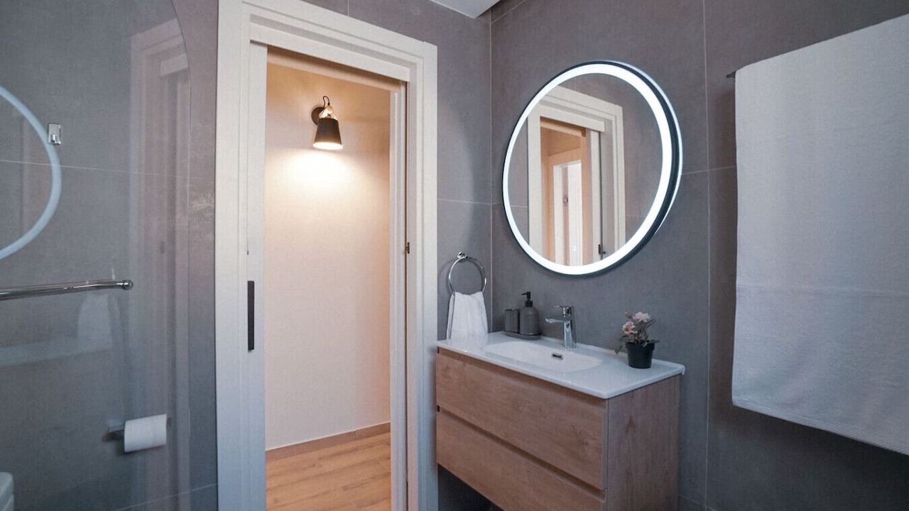 Photo of Bathroom in Neapolis