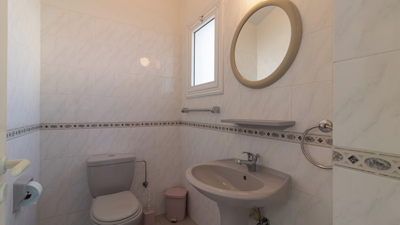 Photo of Bathroom in Universal