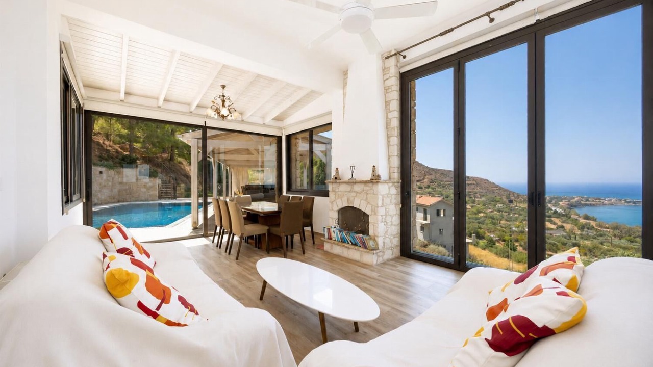 Photo of Livingroom in Pachyammos