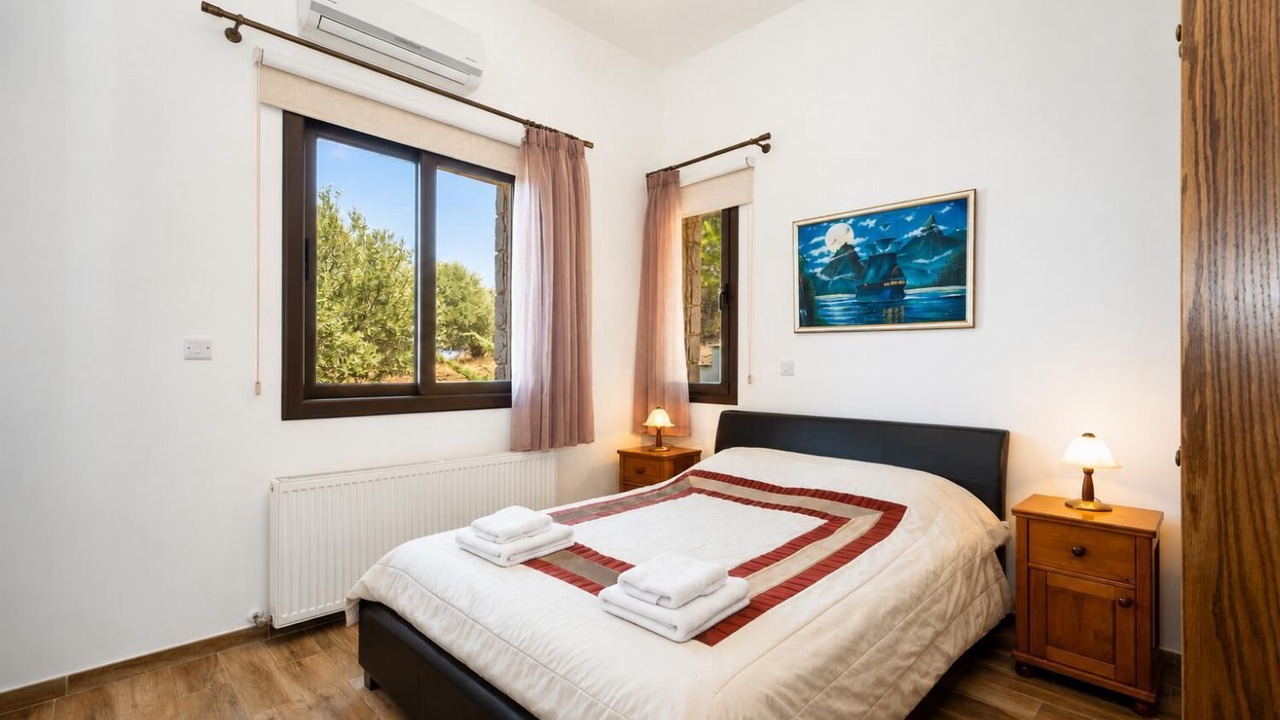 Photo of Bedroom in Pachyammos