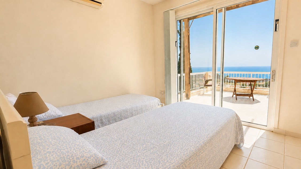 Photo of Bedroom in Pissouri