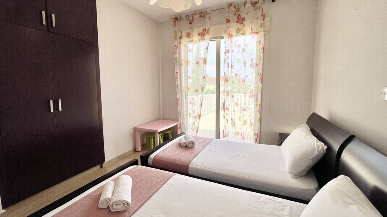 Photo of Bedroom in Pervolia
