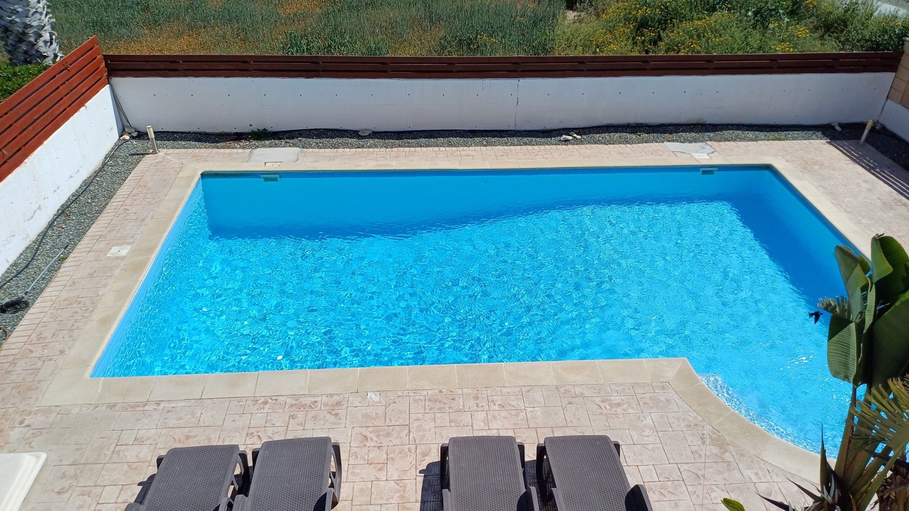 Photo of Outdoor in Pervolia