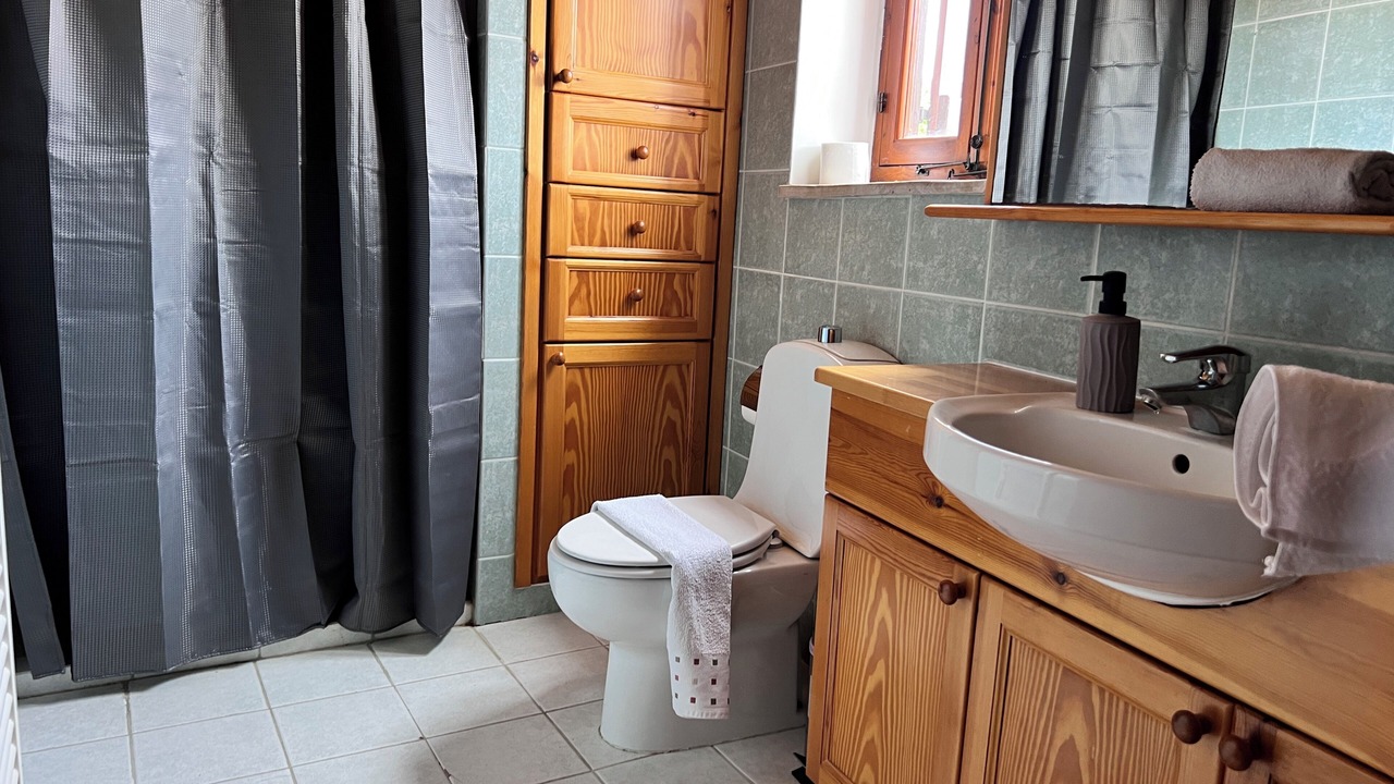 Photo of Bathroom in Vasa Koilaniou