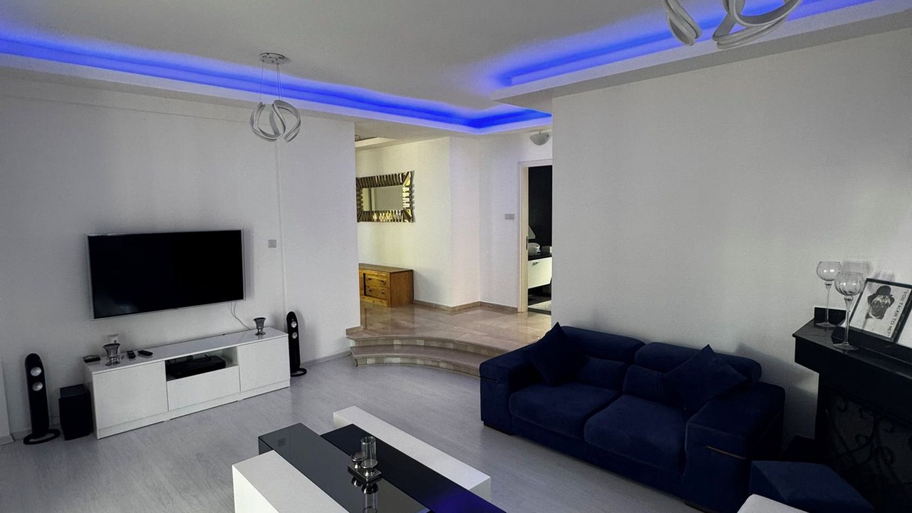 Photo of Livingroom in Kyrenia