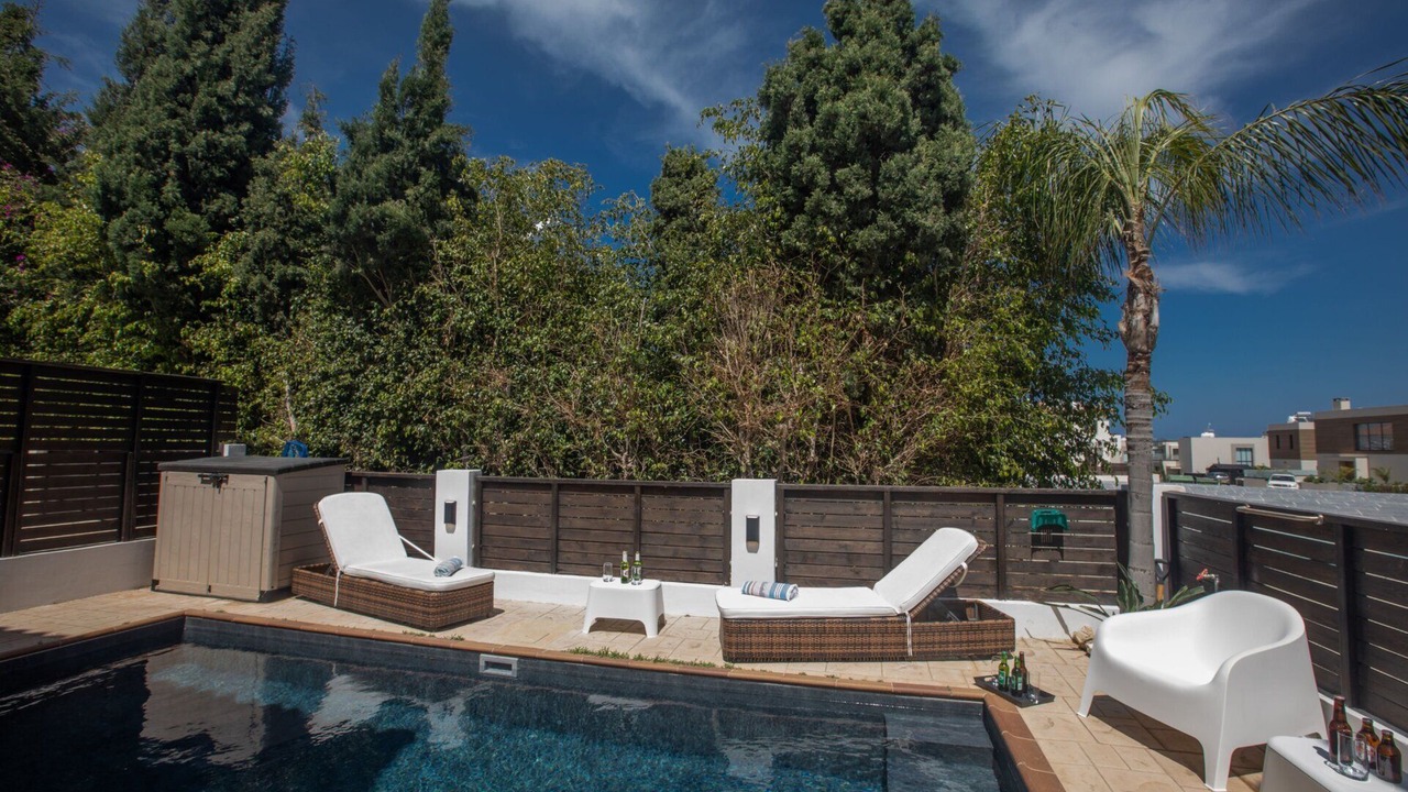 Photo of Outdoor in Kapparis
