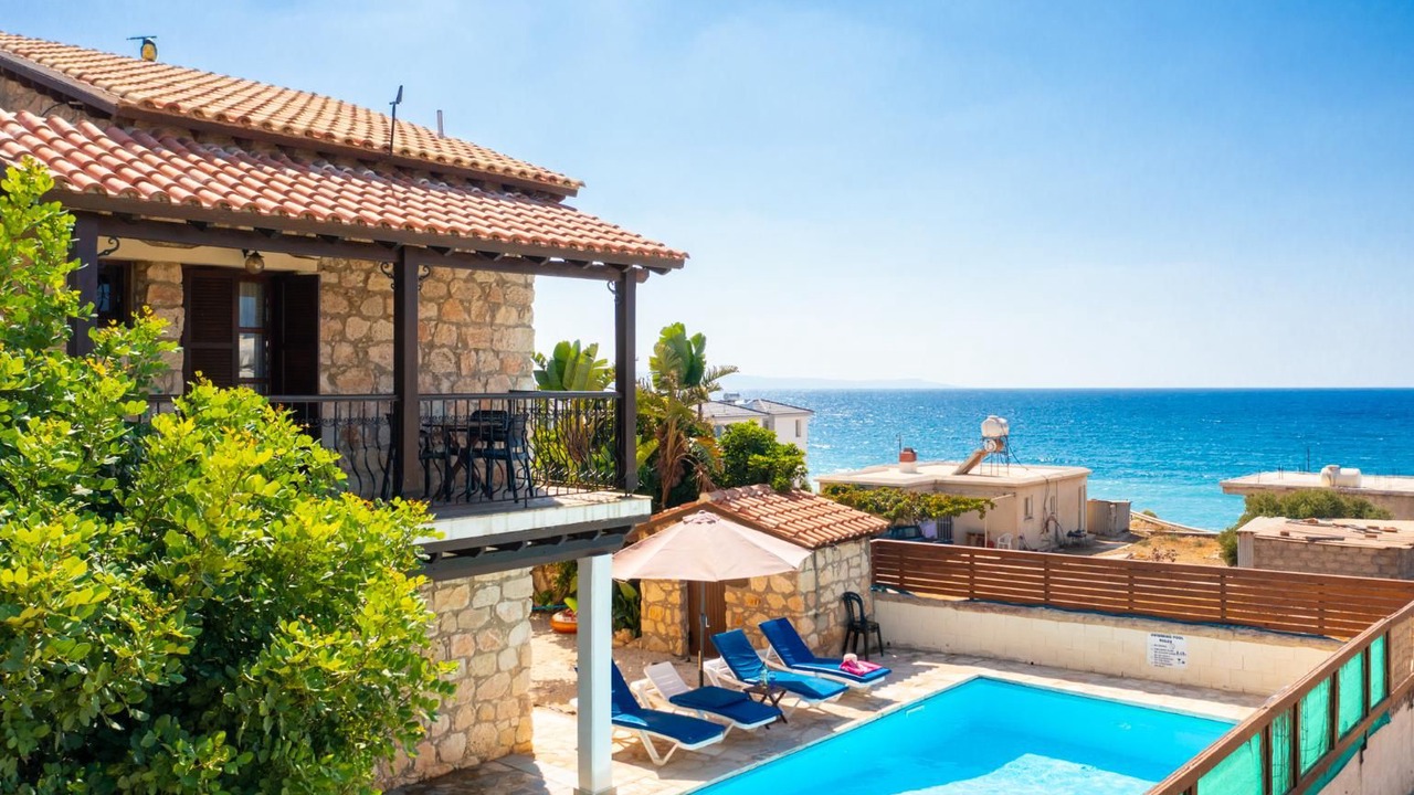 Photo of Outdoor in Pomos