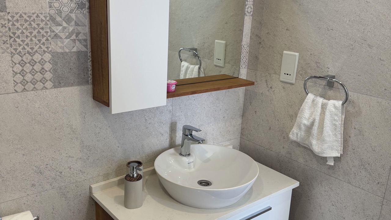 Photo of Bathroom in Trikomo