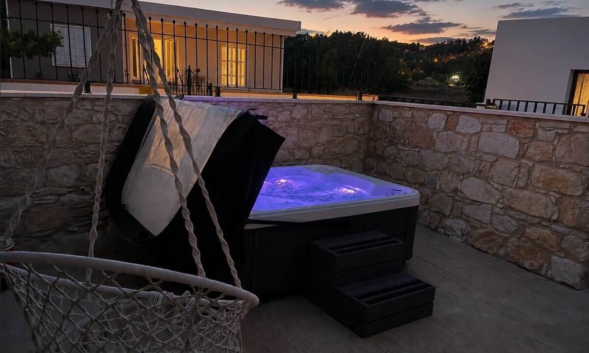 Photo of Outdoor in Armou