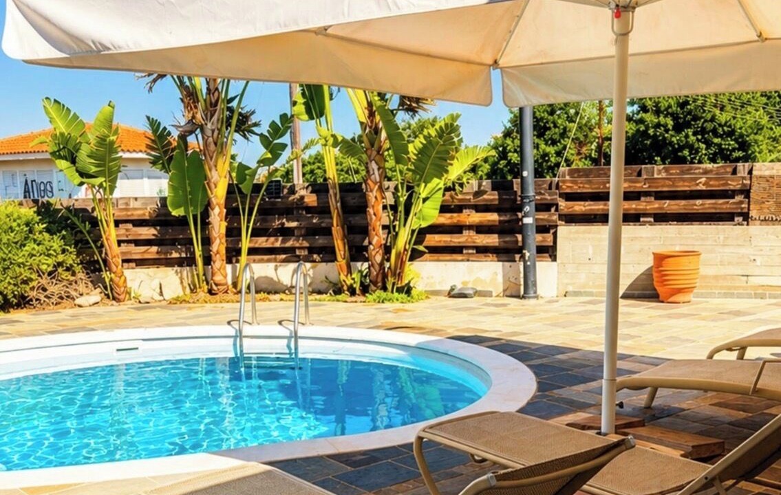 Photo of Outdoor in Emba