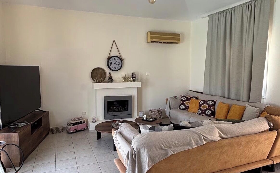 Photo of Livingroom in Emba