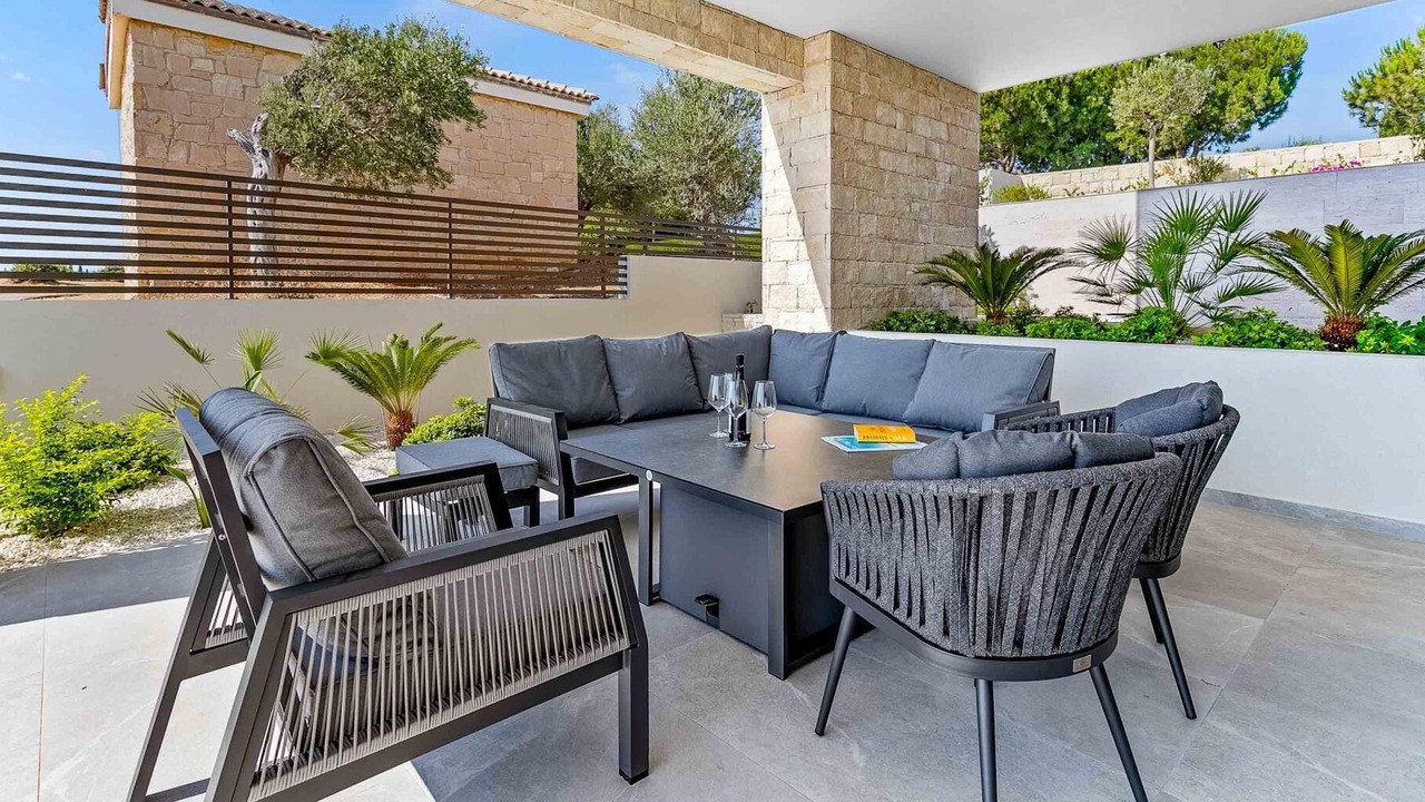 Photo of Patio Balcony in Aphrodite Hills