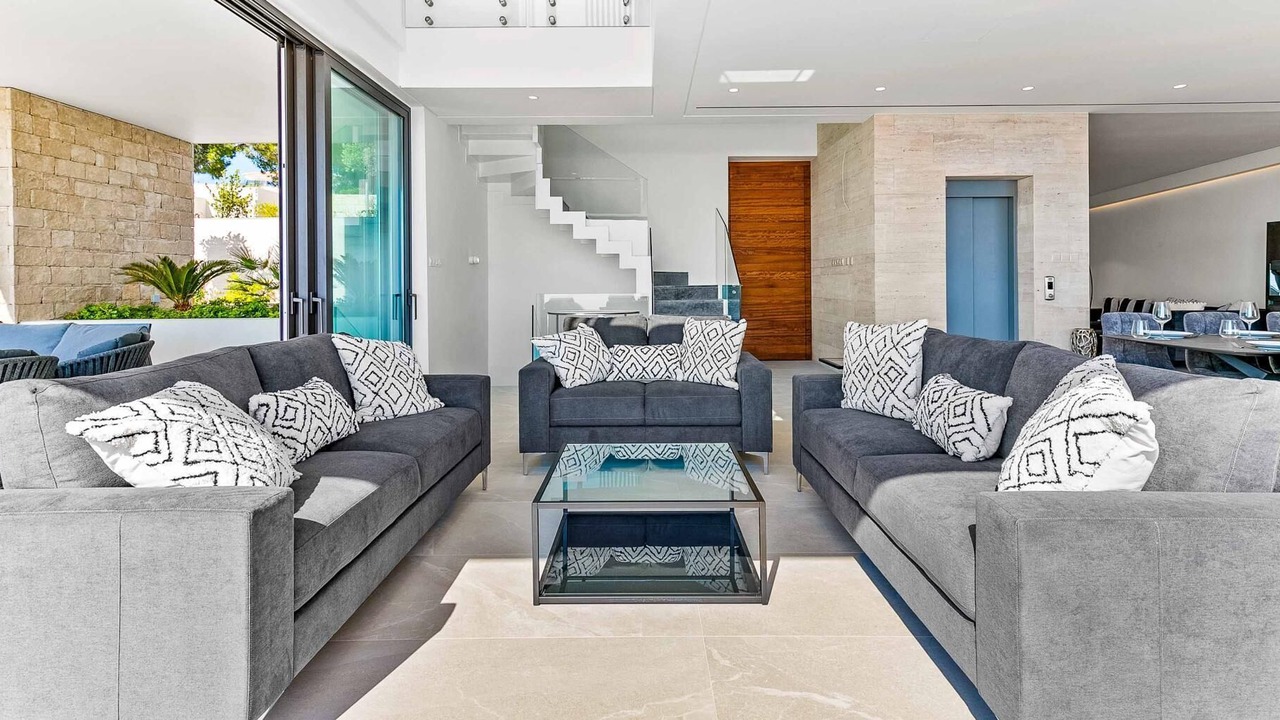 Photo of Livingroom in Aphrodite Hills
