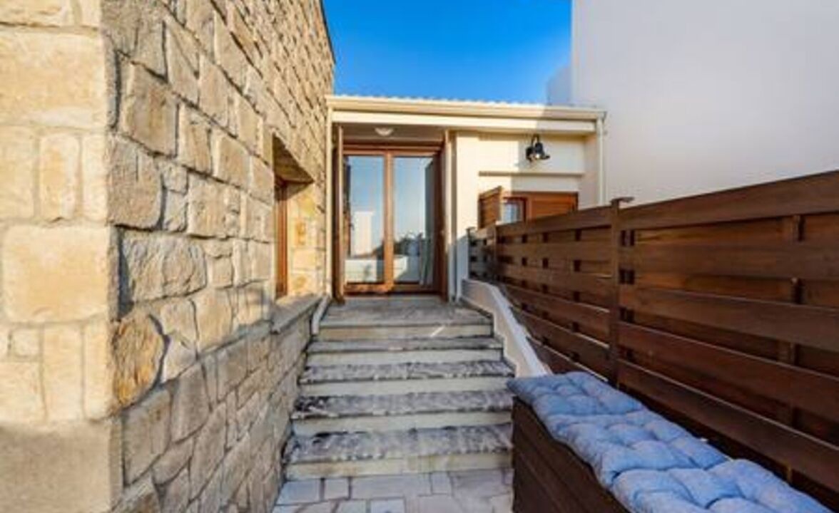 Photo of Patio Balcony in Aphrodite Hills