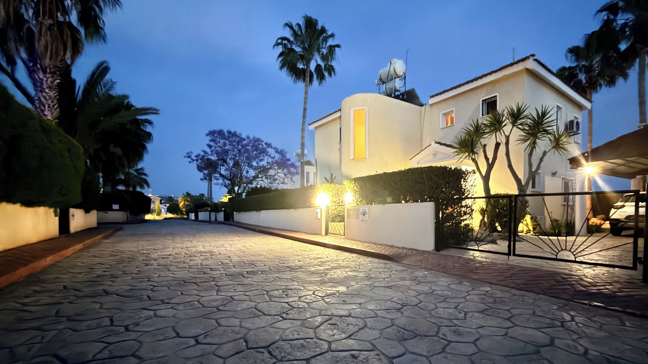 Photo of Outdoor in Pegeia