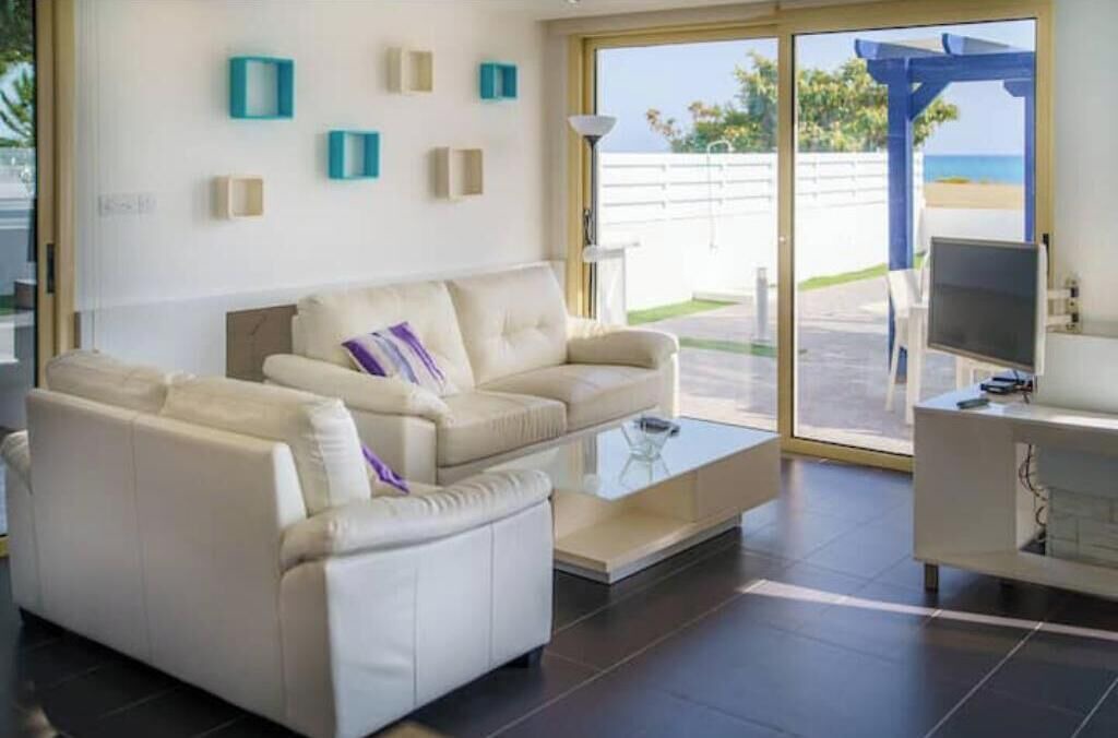 Photo of Livingroom in Mazotos
