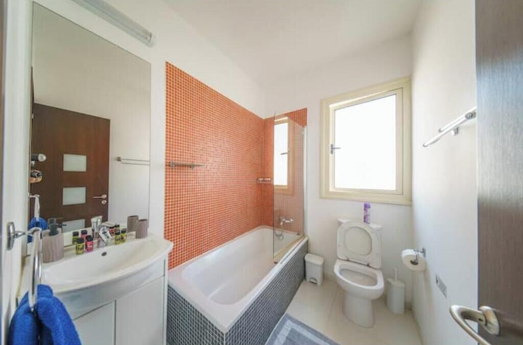 Photo of Bathroom in Mazotos