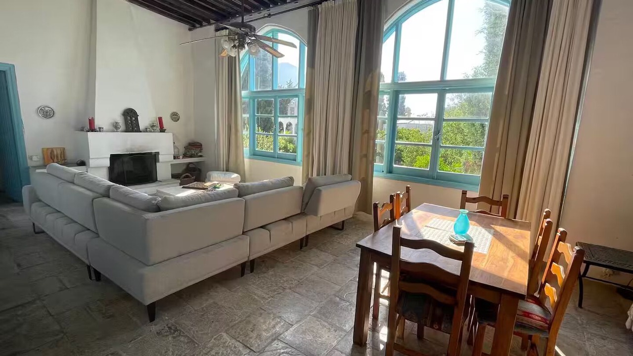 Photo of Livingroom in Kyrenia District