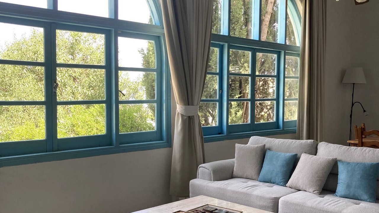 Photo of Livingroom in Kyrenia District