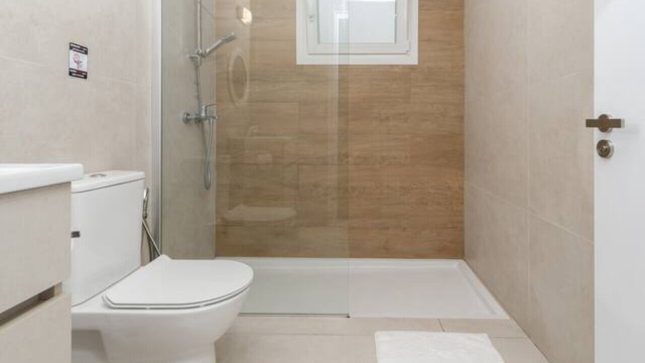 Photo of Bathroom in Aglantzia