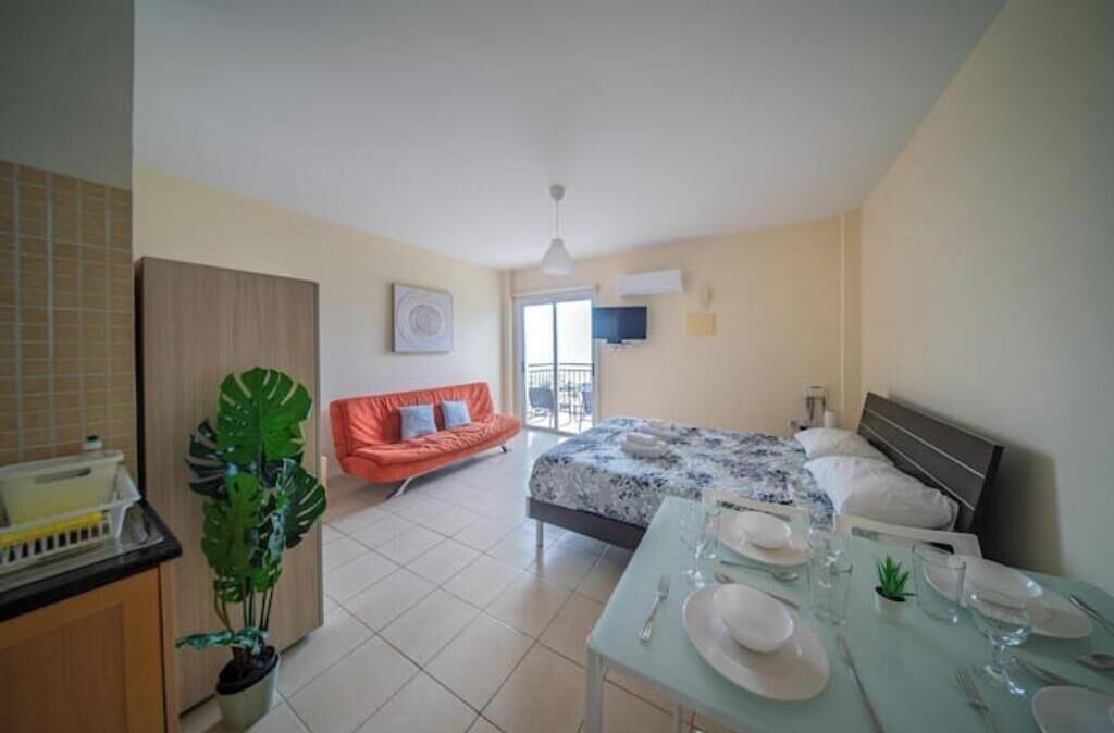 Photo of Bedroom in Peyia Town