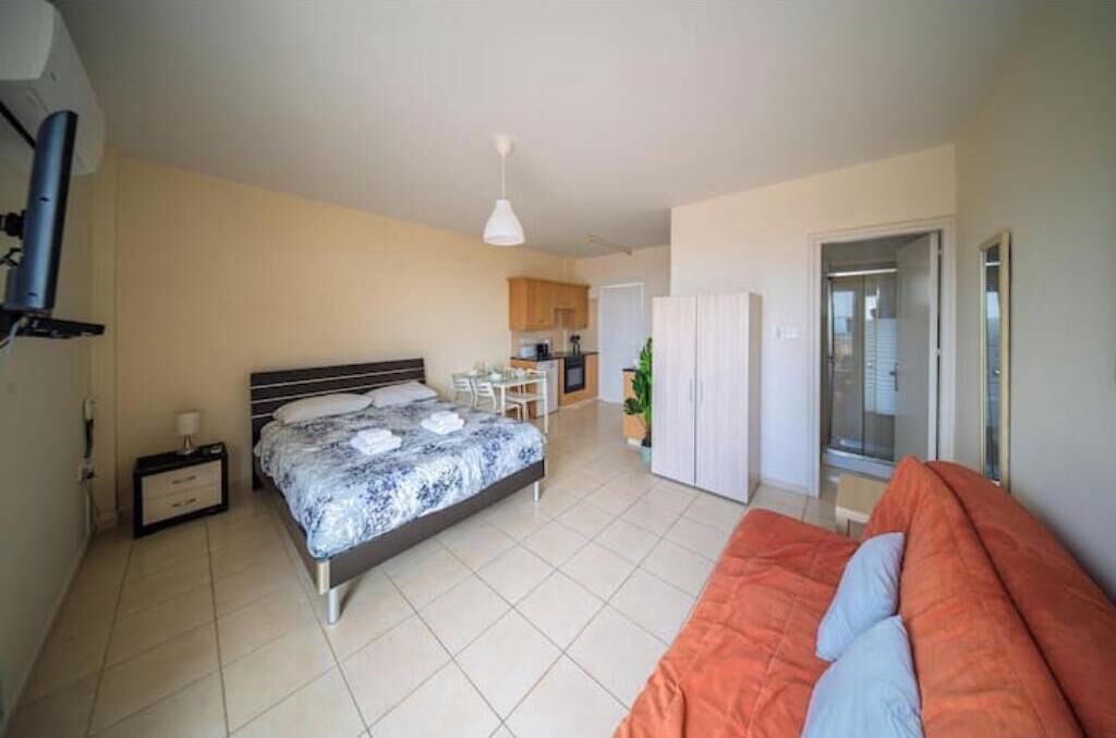 Photo of Bedroom in Peyia Town