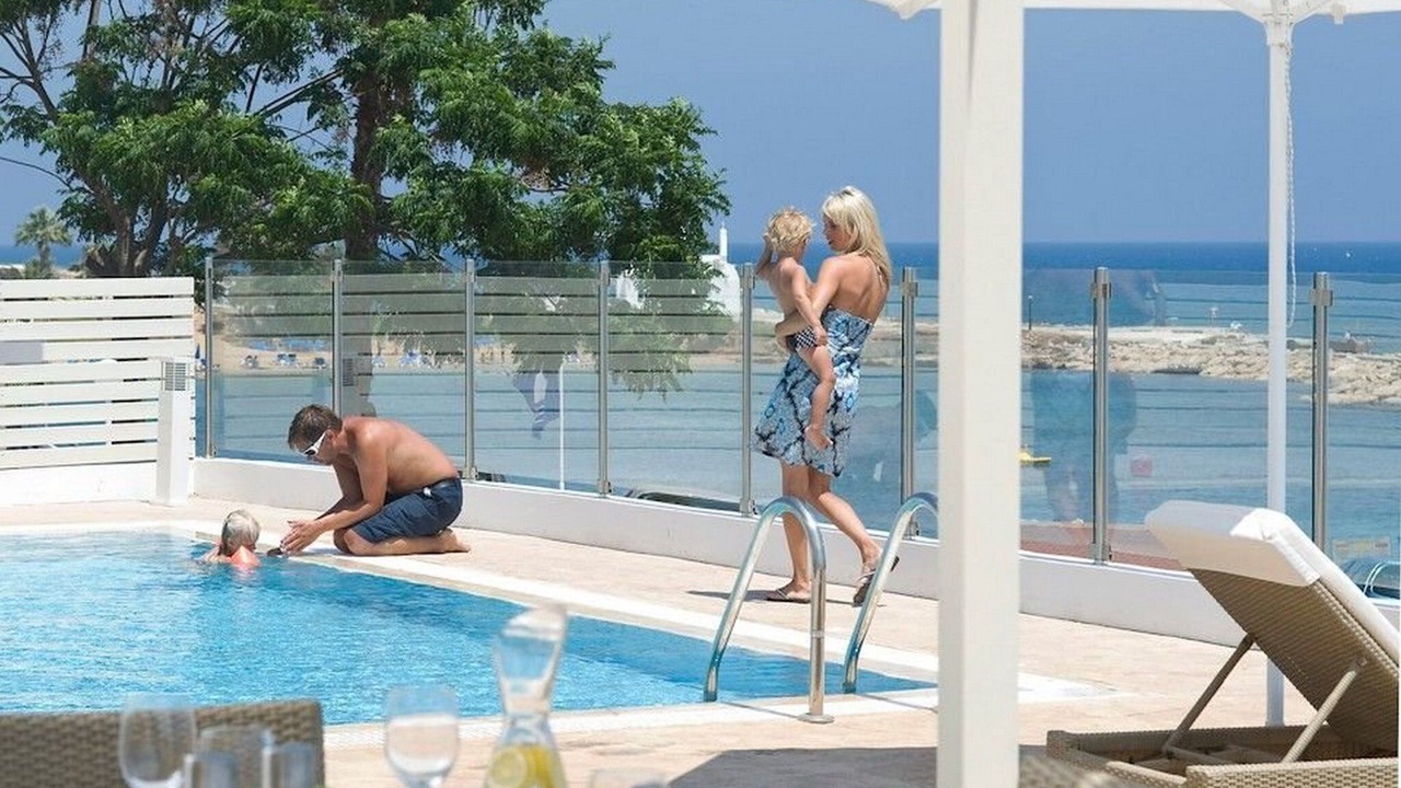 Photo of Others in Pernera