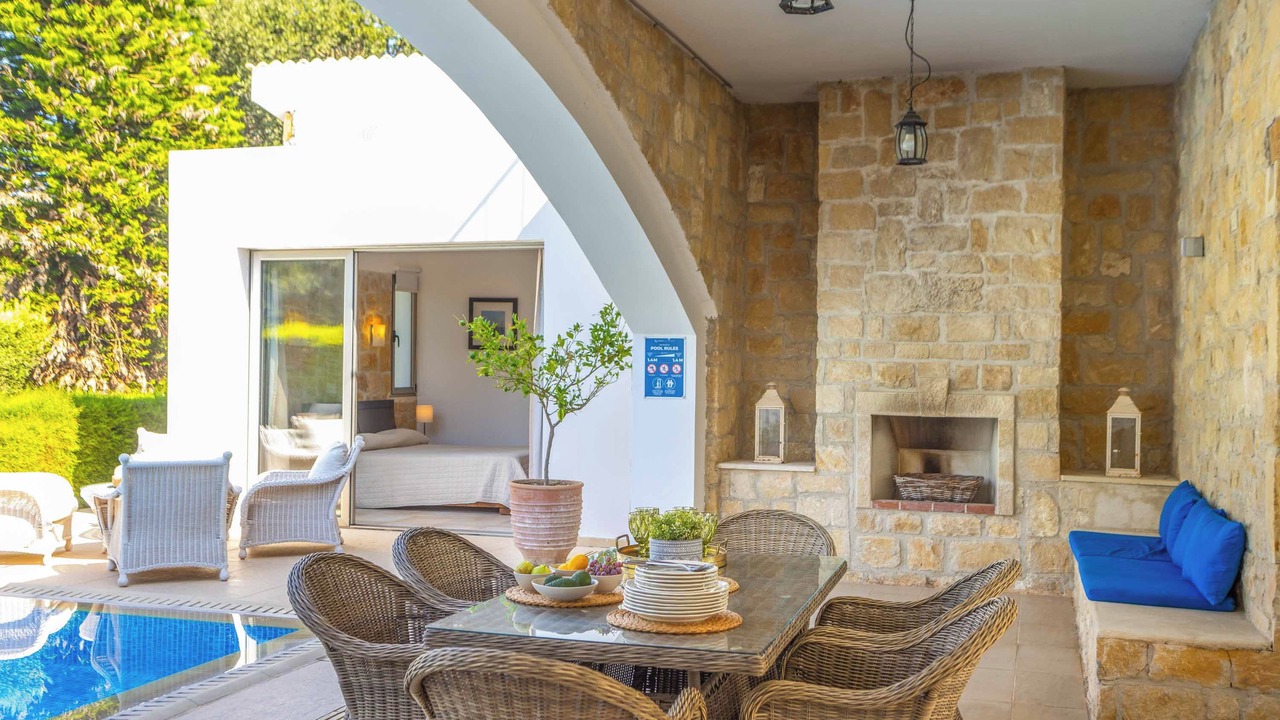 Photo of Outdoor in Giolou