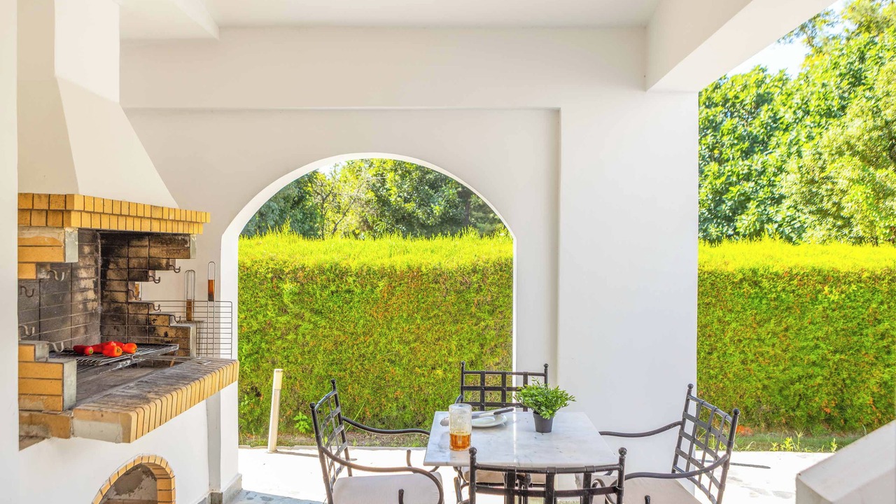 Photo of Outdoor in Giolou
