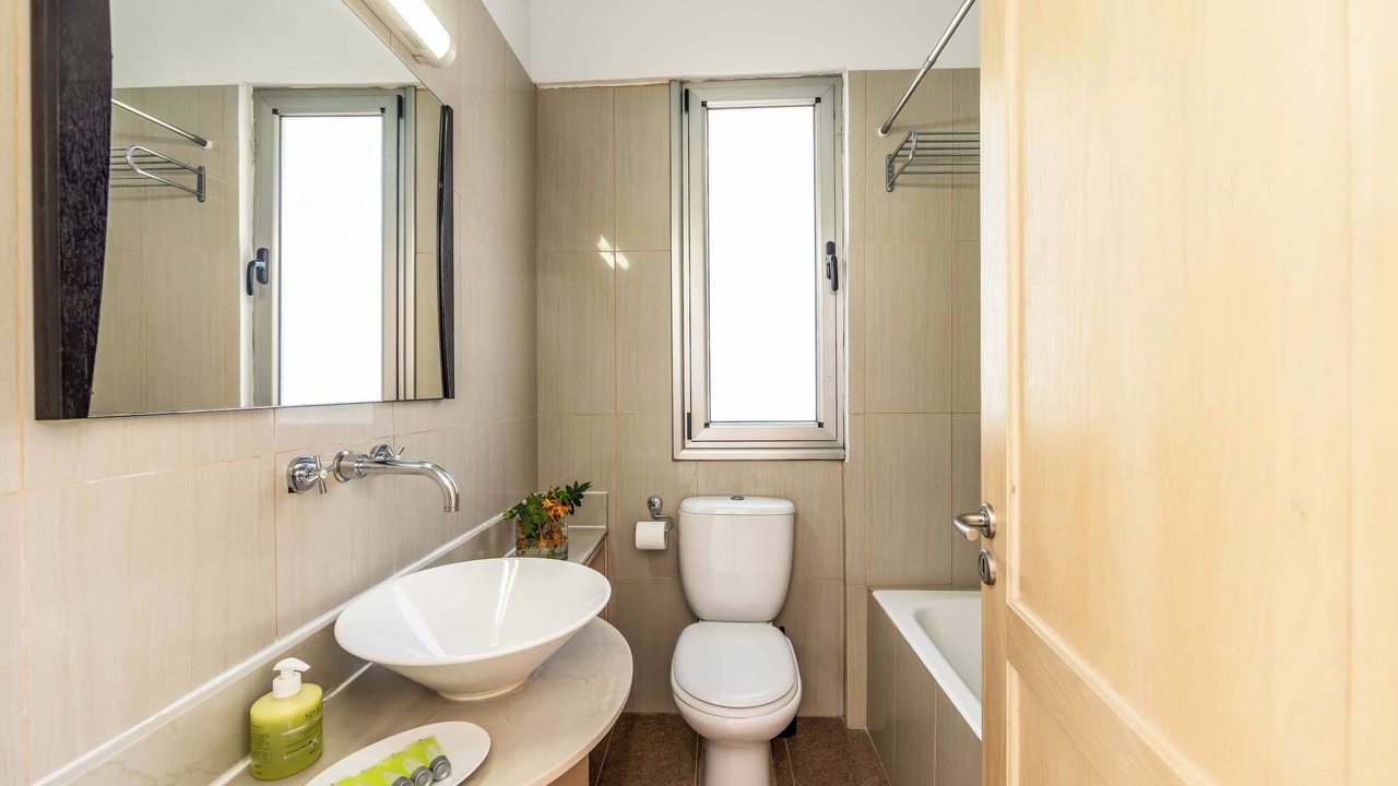 Photo of Bathroom in Giolou