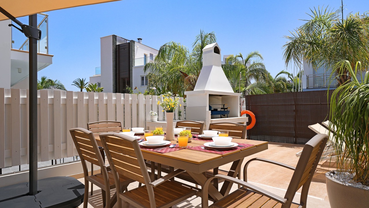 Photo of Outdoor in Pernera