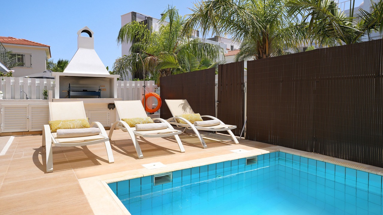 Photo of Outdoor in Pernera